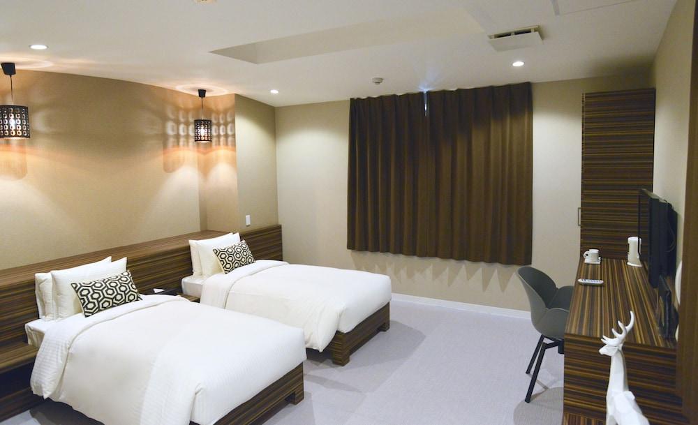 Hotel 88 Shinsaibashi Осака Екстер'єр фото