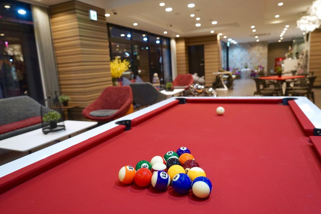 Hotel 88 Shinsaibashi Осака Екстер'єр фото